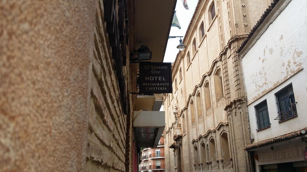 Hotel Mesón El Número Uno Antequera Exterior foto