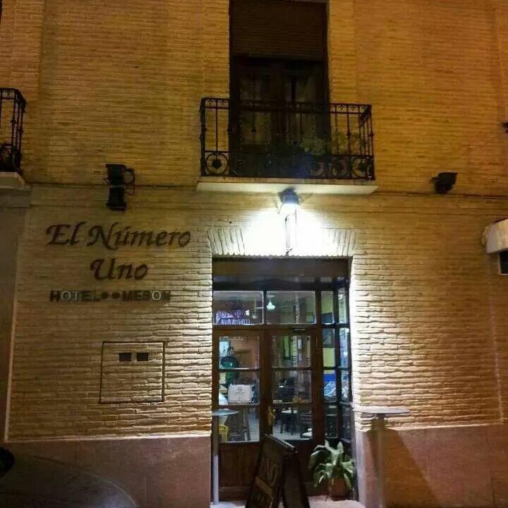 Hotel Mesón El Número Uno Antequera Exterior foto