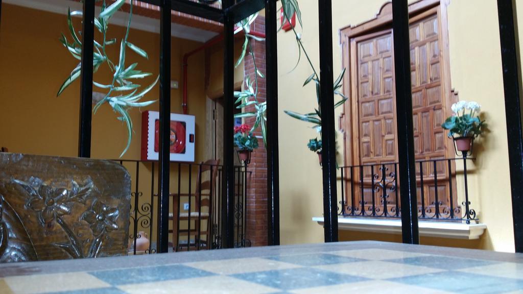 Hotel Mesón El Número Uno Antequera Exterior foto
