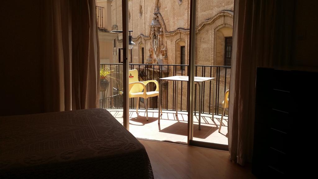 Hotel Mesón El Número Uno Antequera Habitación foto